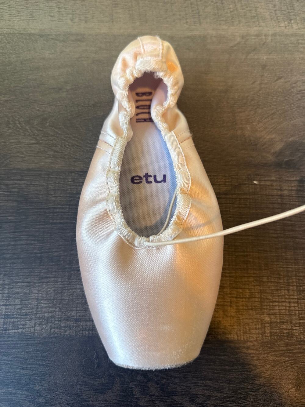 Bloch Etu pointe shoe 5.5 XX ONE shoe only